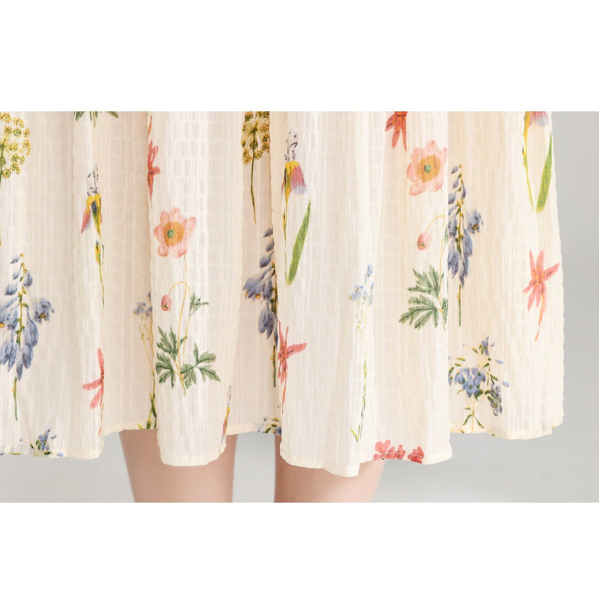 Plus Size Colourful Flowers Midi Skirt - loose hem
