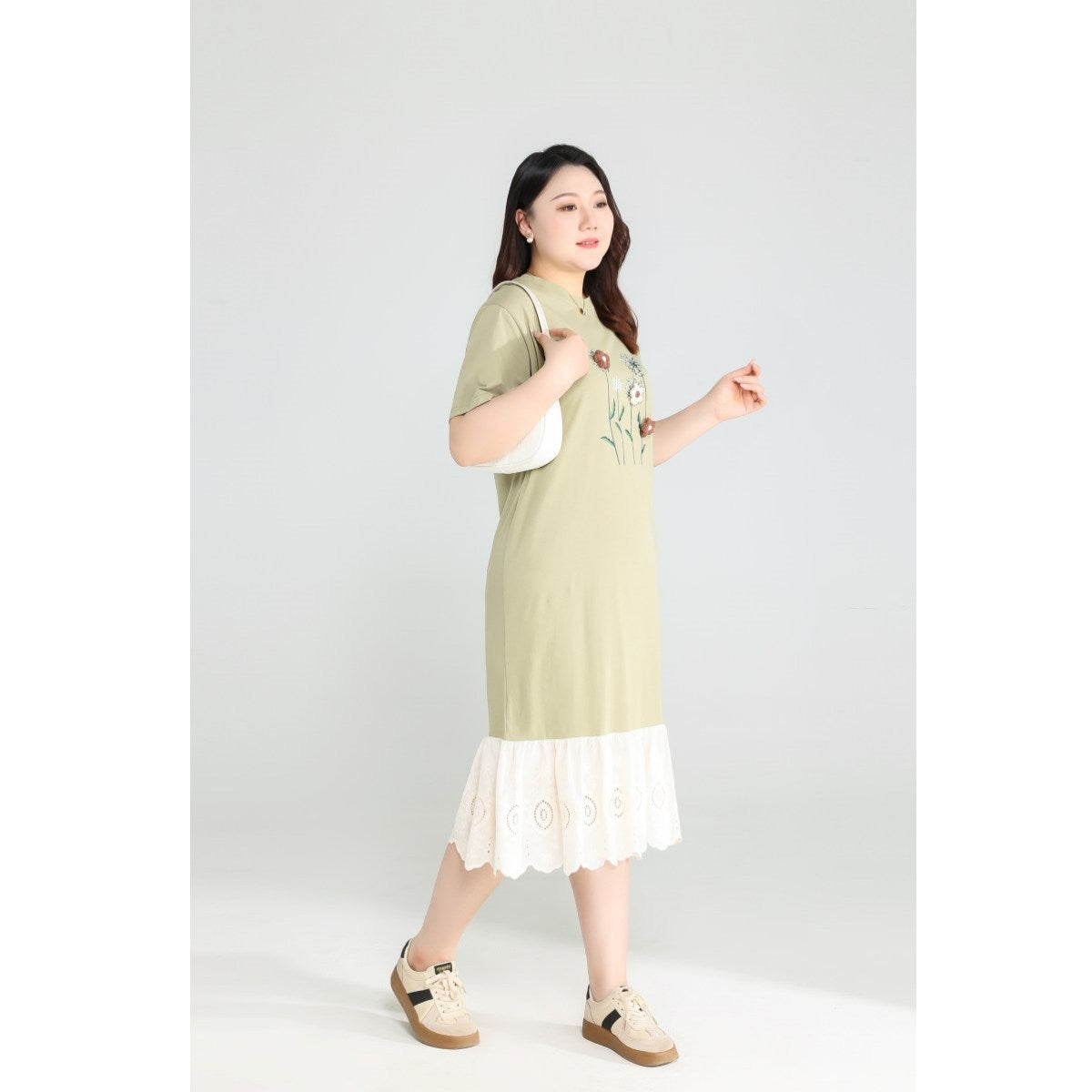 Plus Size Green Floral Lace T Shirt Dress