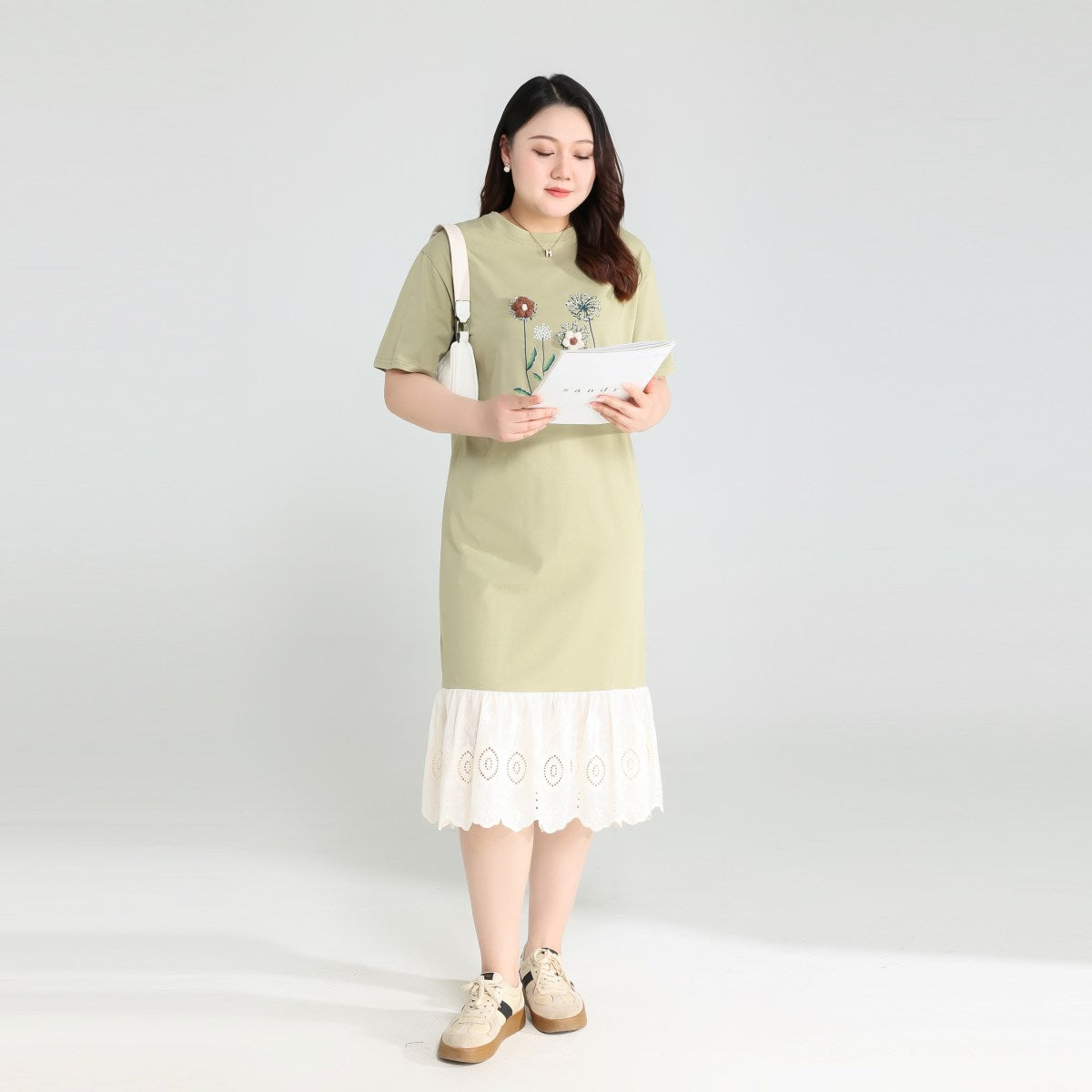 Plus Size Green Floral Lace T Shirt Dress