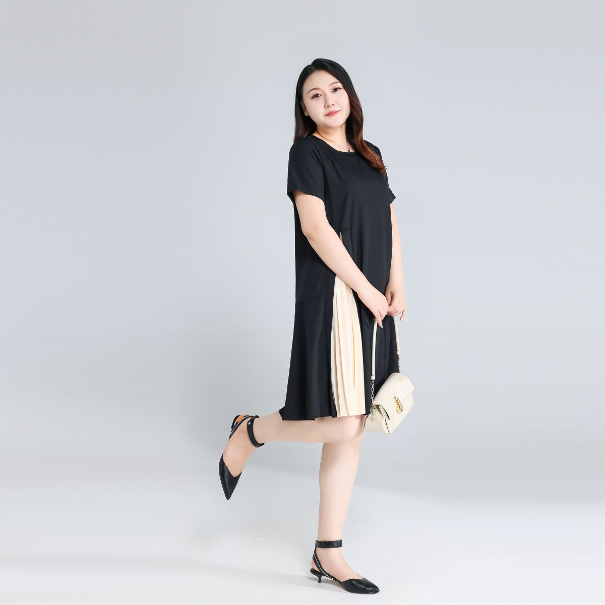 Plus Size Round Neck Work Black Dress