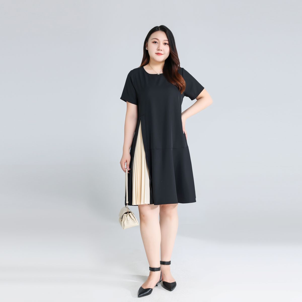 Plus Size Round Neck Work Black Dress