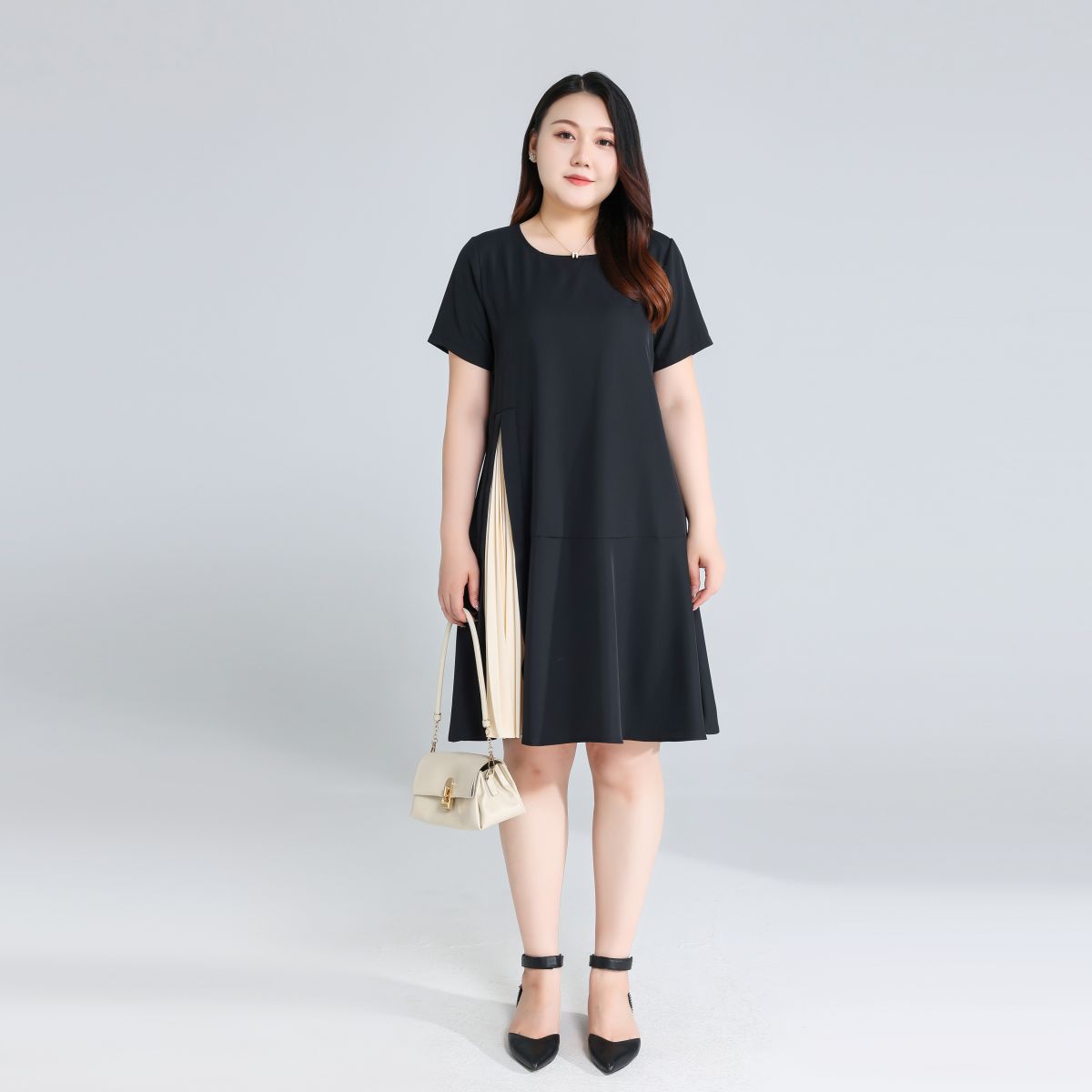 Plus Size Round Neck Work Black Dress