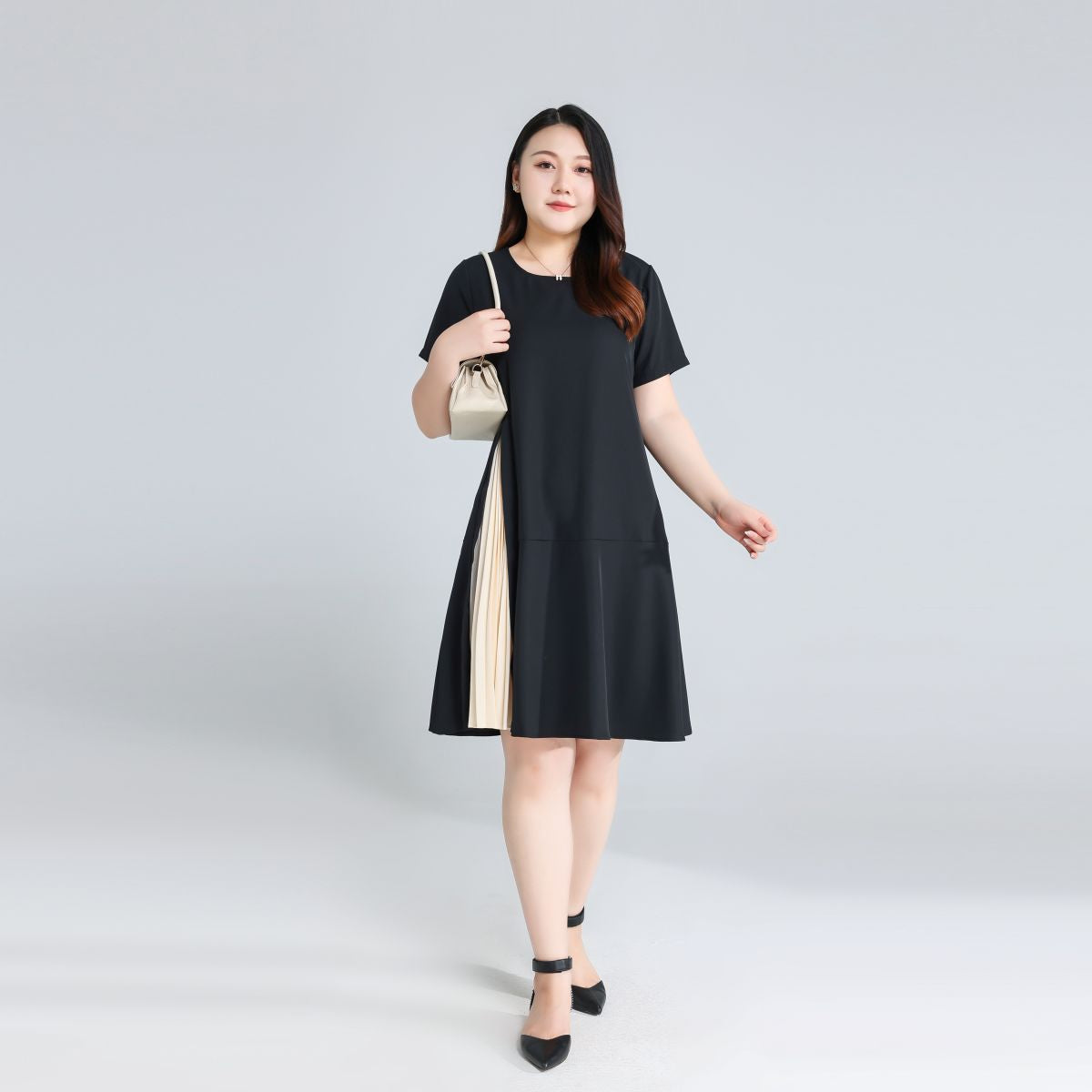 Plus Size Round Neck Work Black Dress