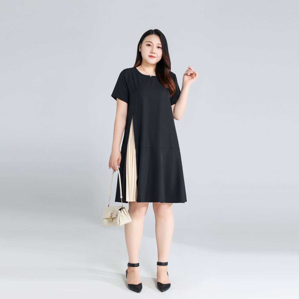 Plus Size Round Neck Work Black Dress