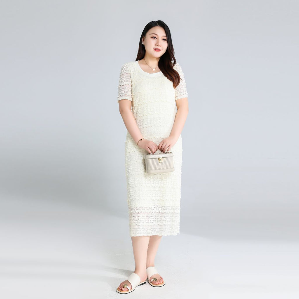 Plus Size Lace Round Neck Pencil Dress